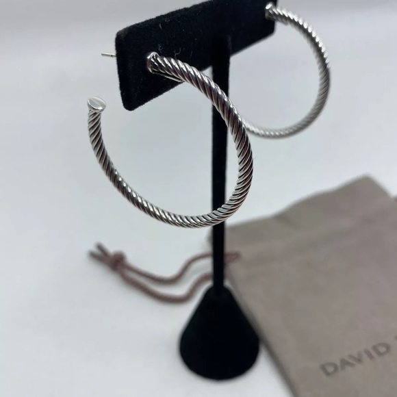 David Yurman Medium Cable Hoop Earrings 1.5" - Picture 10 of 11